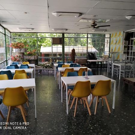 Hotel Montearagon 韦斯卡 外观 照片