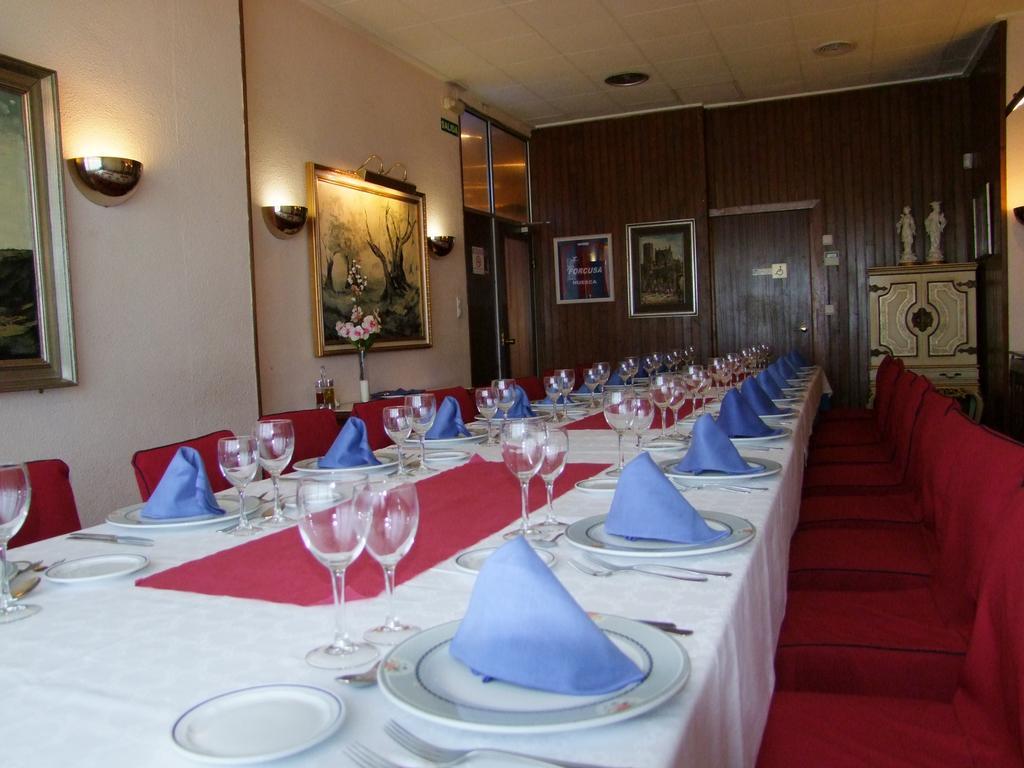 Hotel Montearagon 韦斯卡 外观 照片