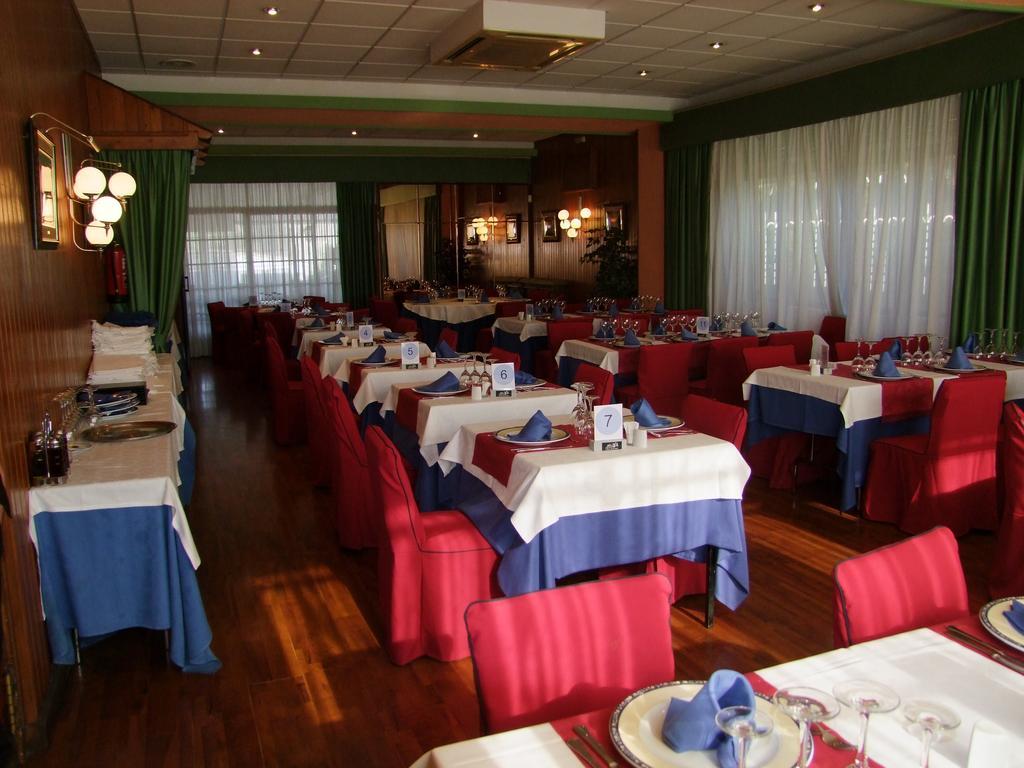 Hotel Montearagon 韦斯卡 外观 照片